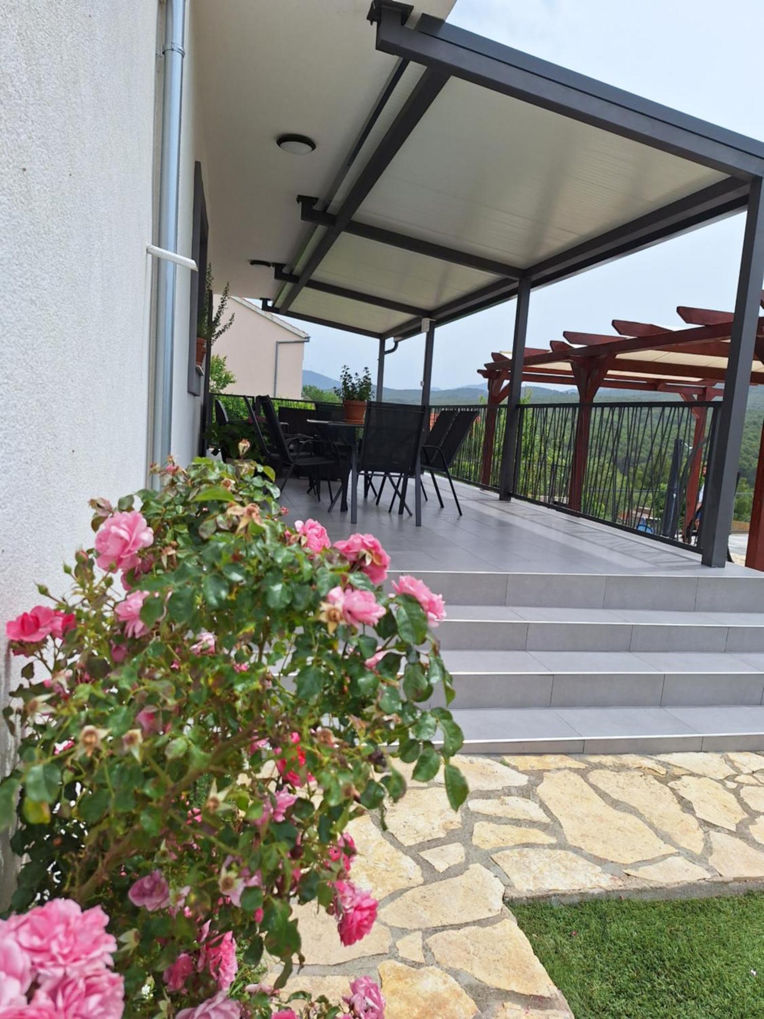 Guest House "The View" - With A Pool Donje Polje Exterior photo